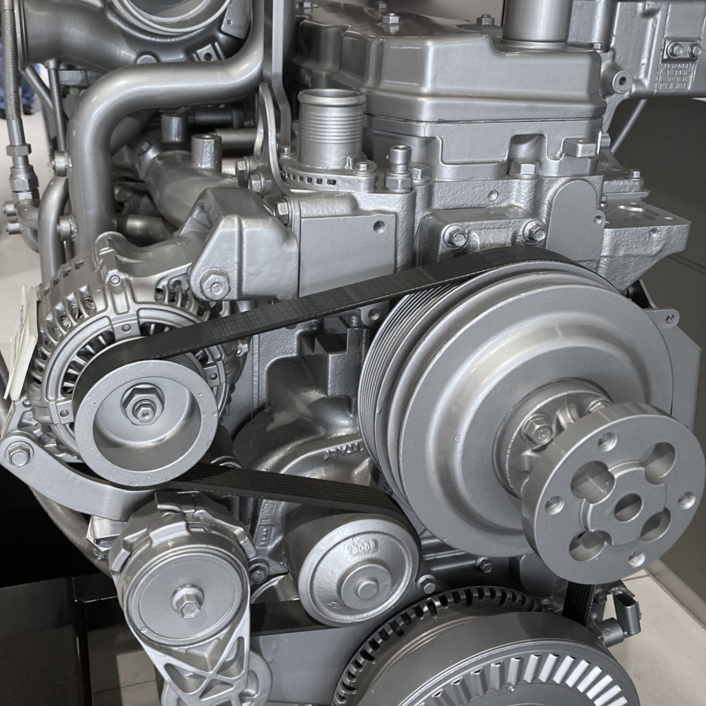 top engine right